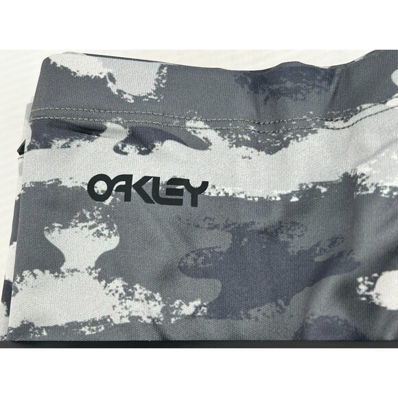 NEW OAKLEY Neck Gaiter Face Covering Painted Grey Camo Adult S/M Sports Biker - Picture 4 of 6